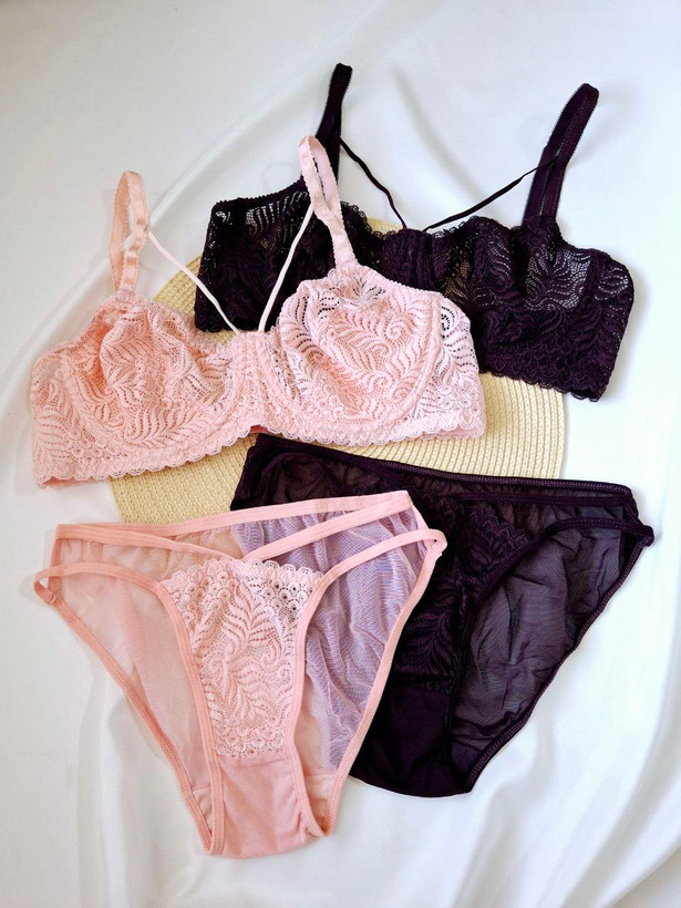 ست شورت و سوتین دانتل گلبرگ