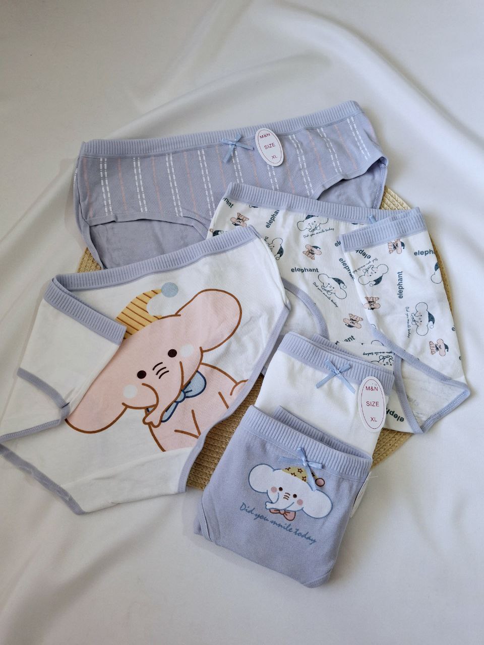 شورت عروسکی فیلی