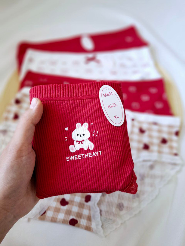 شورت عروسکی خرگوش قرمز