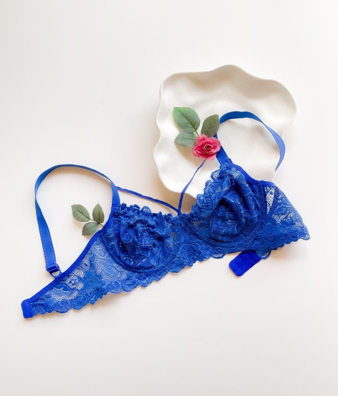 سوتین تک گلستان