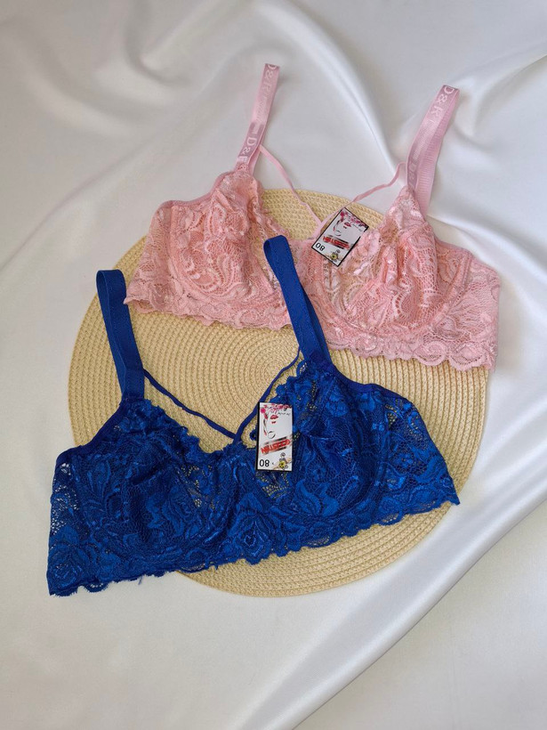 سوتین تک گلستان