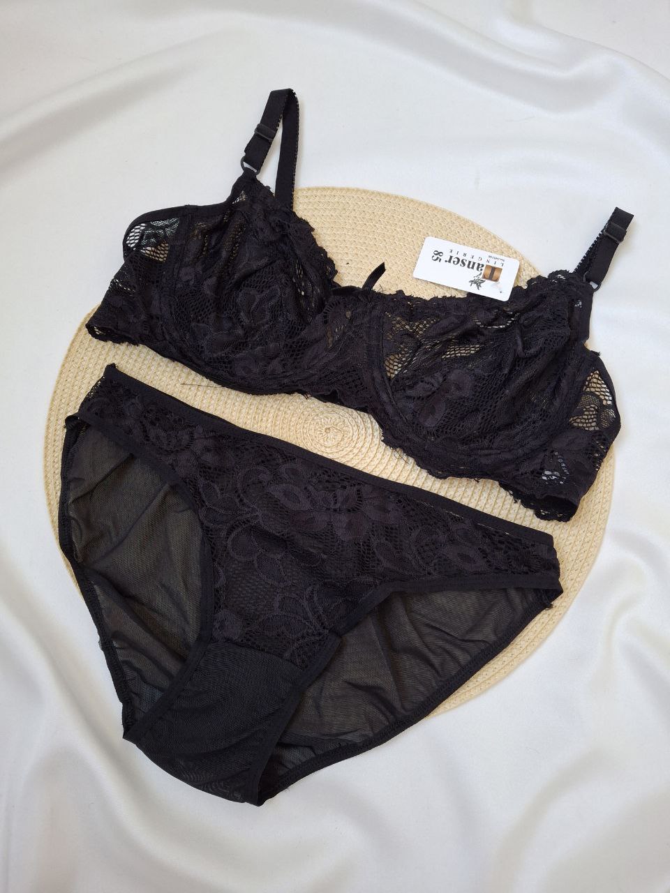 ست شورت و سوتین گیپوری مهتاب