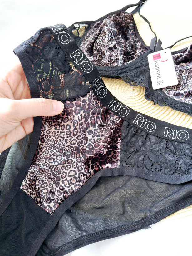 ست شورت و سوتین پلنگی