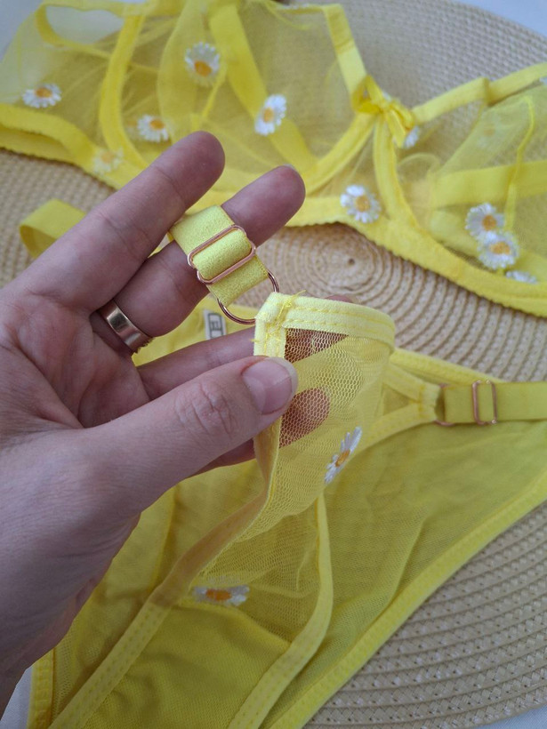 ست شورت و سوتین بابونه