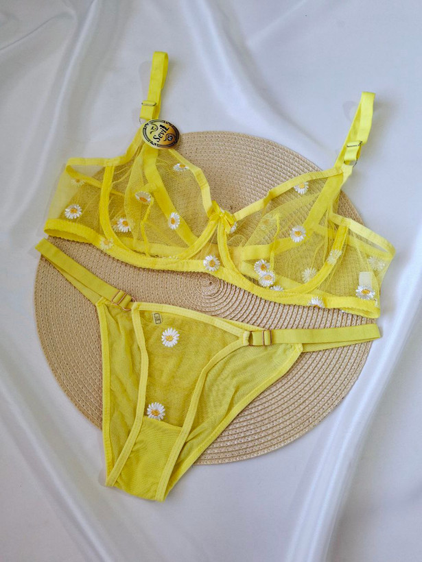 ست شورت و سوتین بابونه