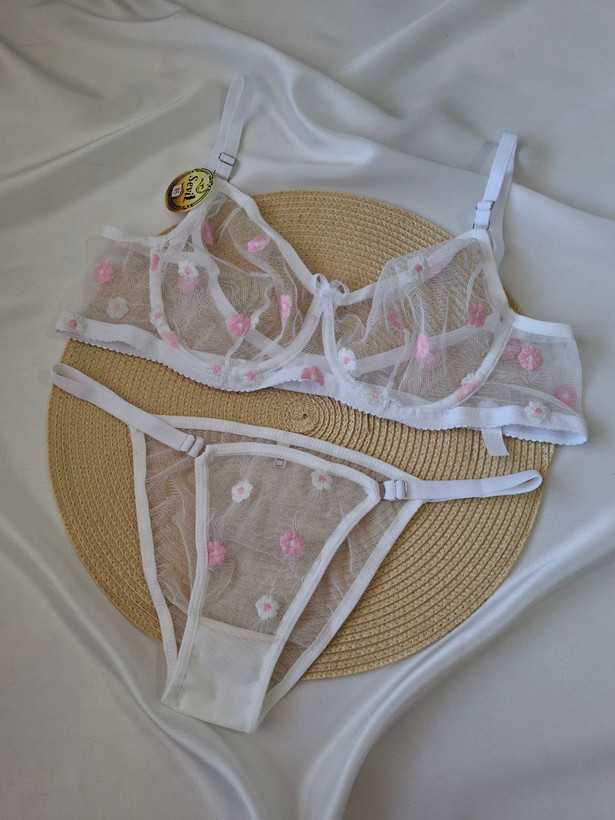 ست شورت و سوتین بابونه