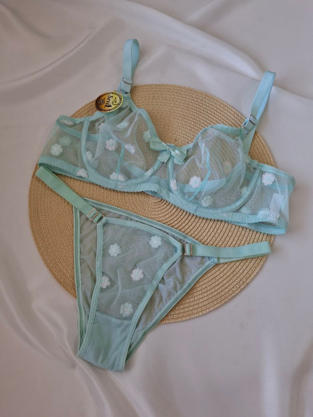 ست شورت و سوتین بابونه