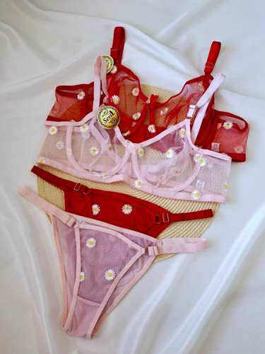 ست شورت و سوتین بابونه