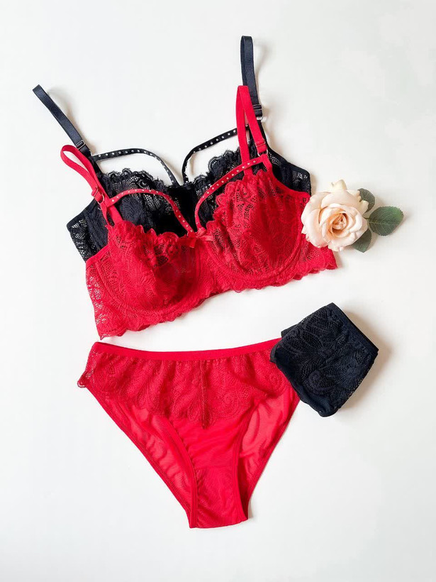 ست شورت و شوتین دانتل لعیا