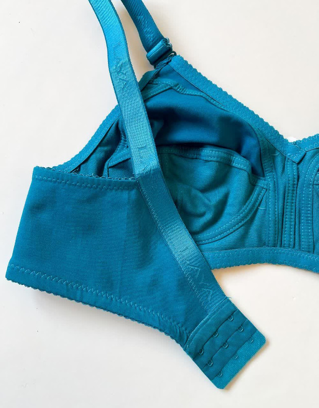 سوتین نخی بدون فنر لعیا سایز بزرگ