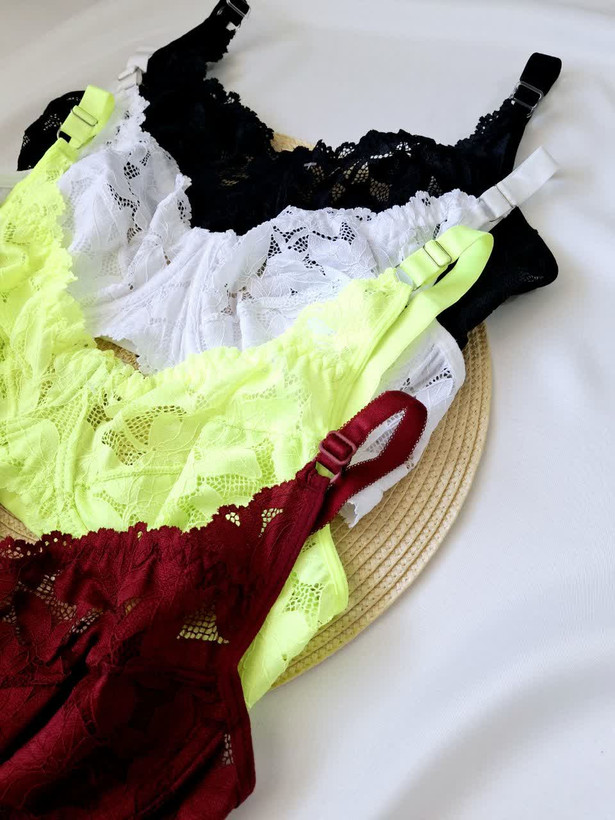 سوتین تک گیپوری پروانه