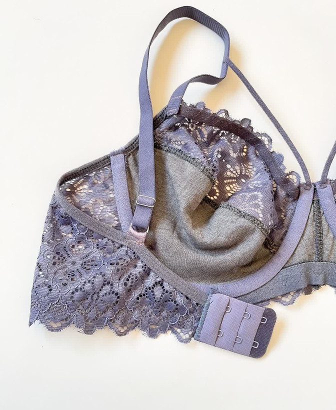 ست شورت و سوتین دانتل