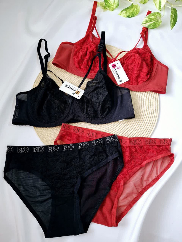 ست شورت و سوتین ماه و ستاره