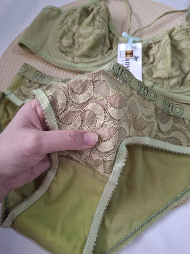 ست شورت و سوتین ماه و ستاره