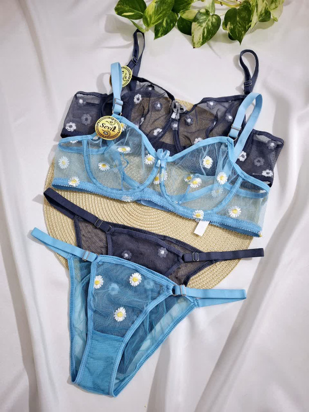 ست شورت و سوتین بابونه