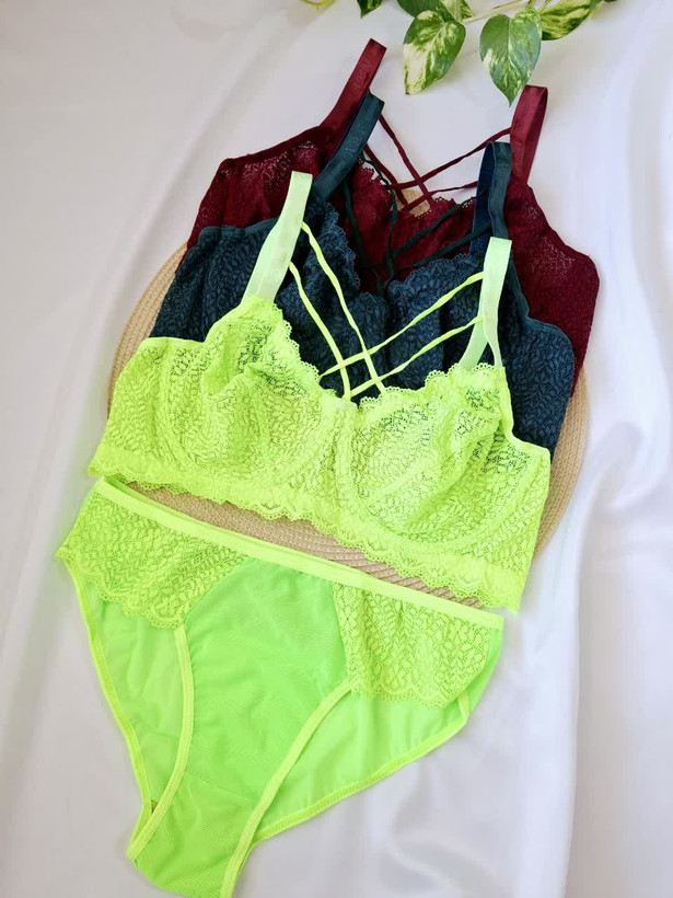 ست شورت و سوتین گندم