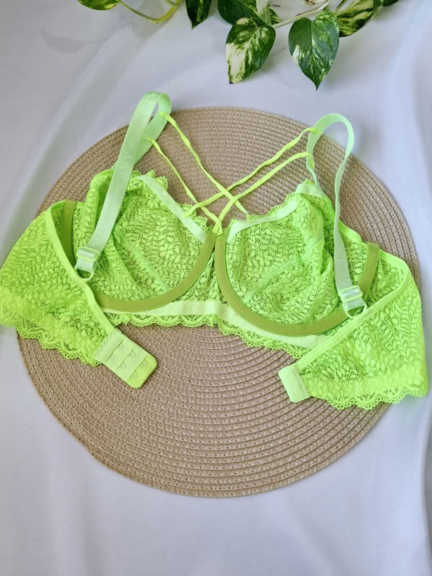 ست شورت و سوتین گندم