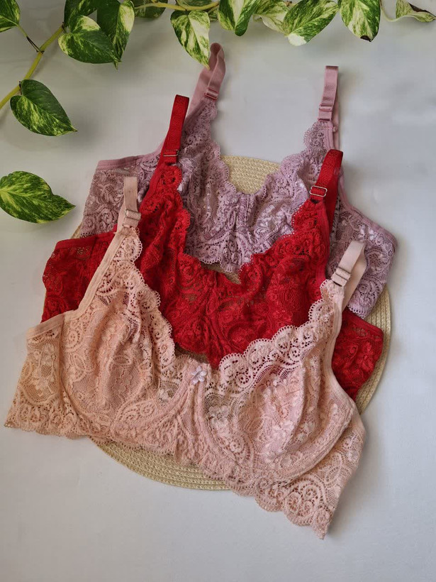 سوتین تک گیپوری پروانه