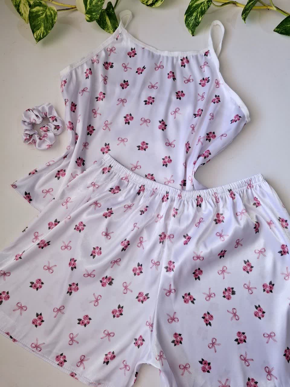 ست تاپ و شورتک ساتن گل رز